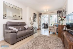 Sitting Room- click for photo gallery